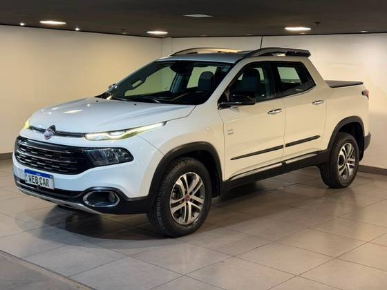 FIAT TORO 2.0 16V TURBO DIESEL VOLCANO 4WD AT9 FIAT TORO 2.0 16V TURBO DIESEL VOLCANO 4WD AT9